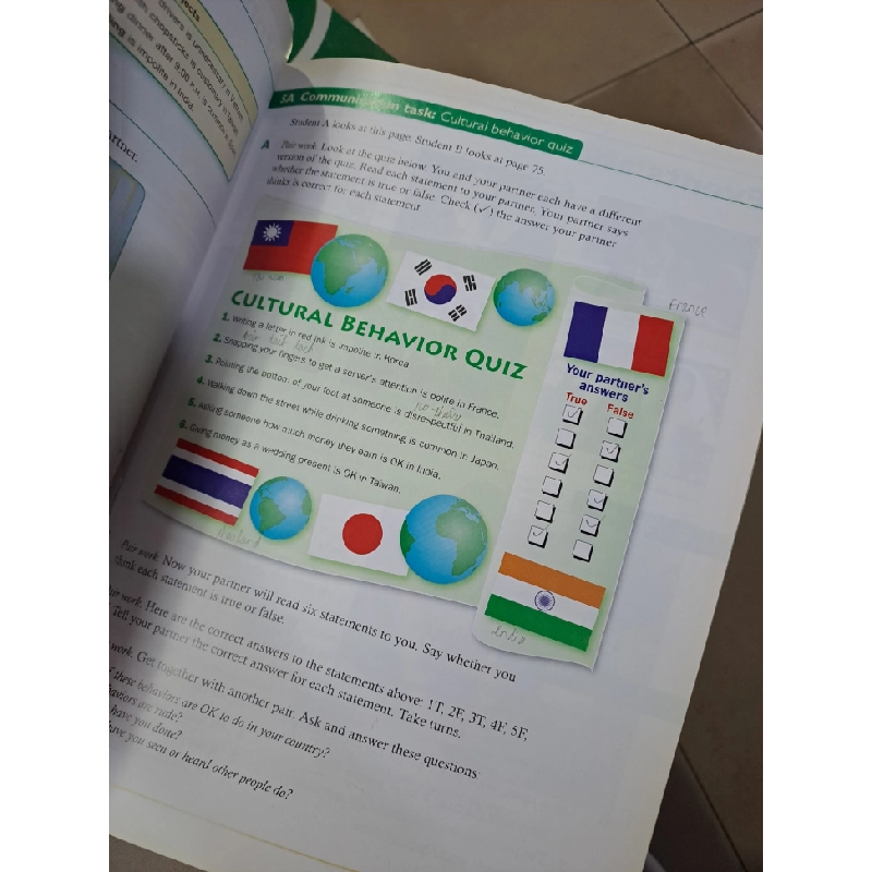 Talk time 3 student book mới 80% có hightlight viết chì kèm CD HCM0808 HỌC NGOẠI NGỮ 527128