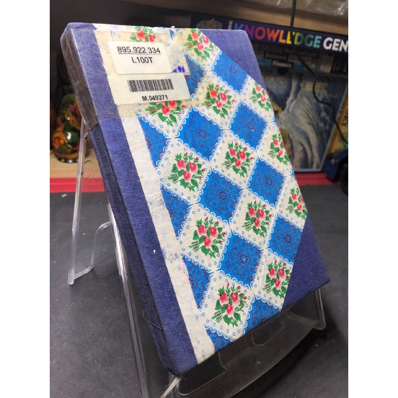 Lá tương tư (bìa cứng) mới 50% ố nặng có dấu mộc và viết nhẹ trang đầu 1989 Mường Mán HPB0906 SÁCH VĂN HỌC 914969