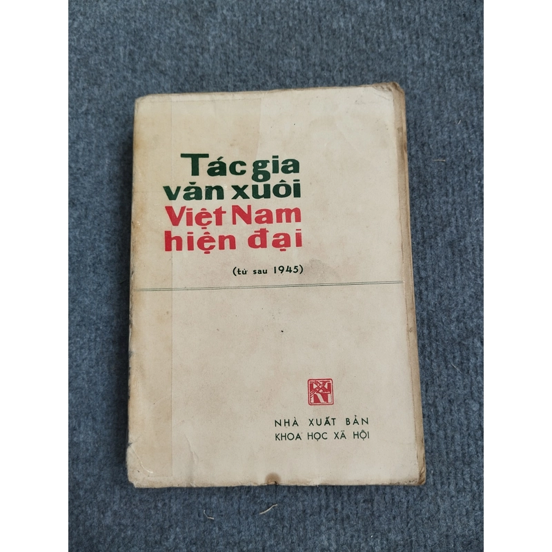 TÁC GIA VĂN XUÔI VIỆT NAM HIỆN ĐẠI (TỪ SAU 1945) 469928