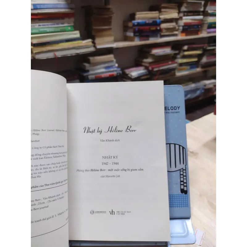 sách: Nhật ký Helene Berr - Vân Khánh dịch (A1) 565756