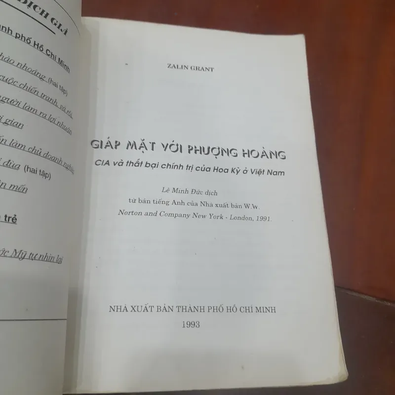GIÁP MẶT VỚI PHƯỢNG HOÀNG, CIA và sự thất bại chính trị của Hoa Kỳ ở Việt Nam 557692