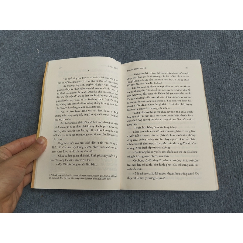 NGƯỜI TRỘM BÓNG - MARC LEVY 472256