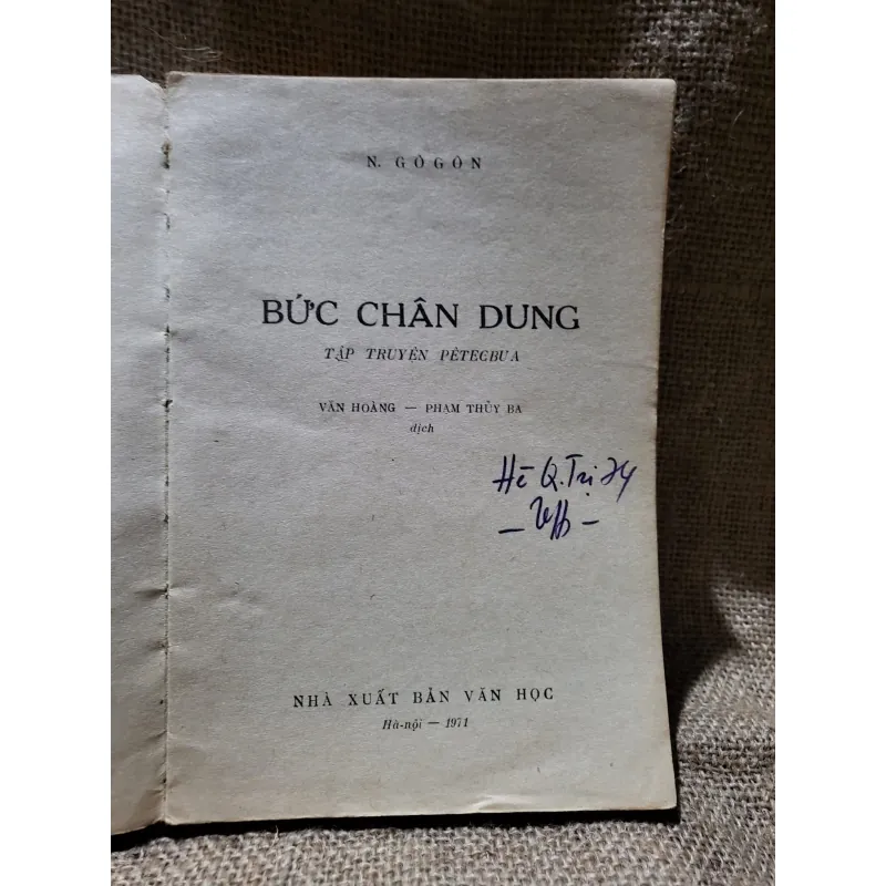 BỨC CHÂN DUNG GOGON  - TẬP TRUYỆN PÊTEC BUA 744937