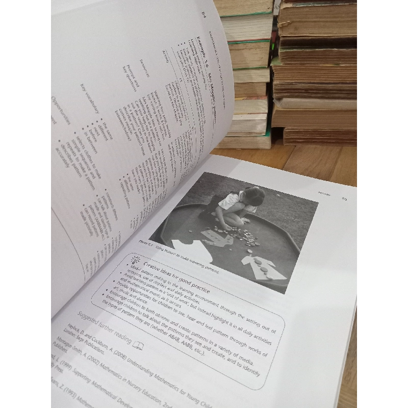 Mathematics through play in the early years - Kate Tucker 789122