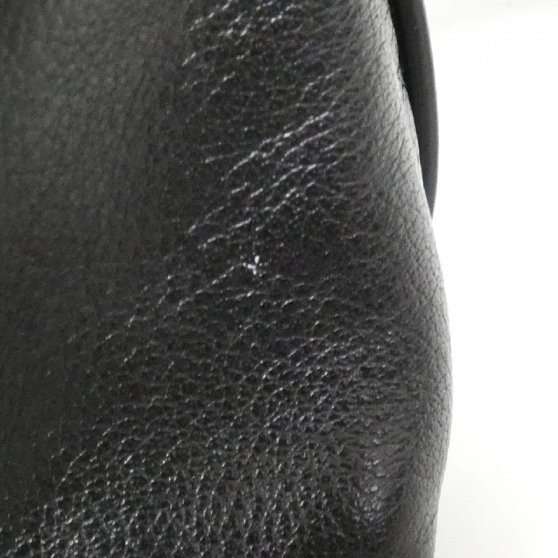 Túi đeo vai Gucci 725696 AABDE 613553