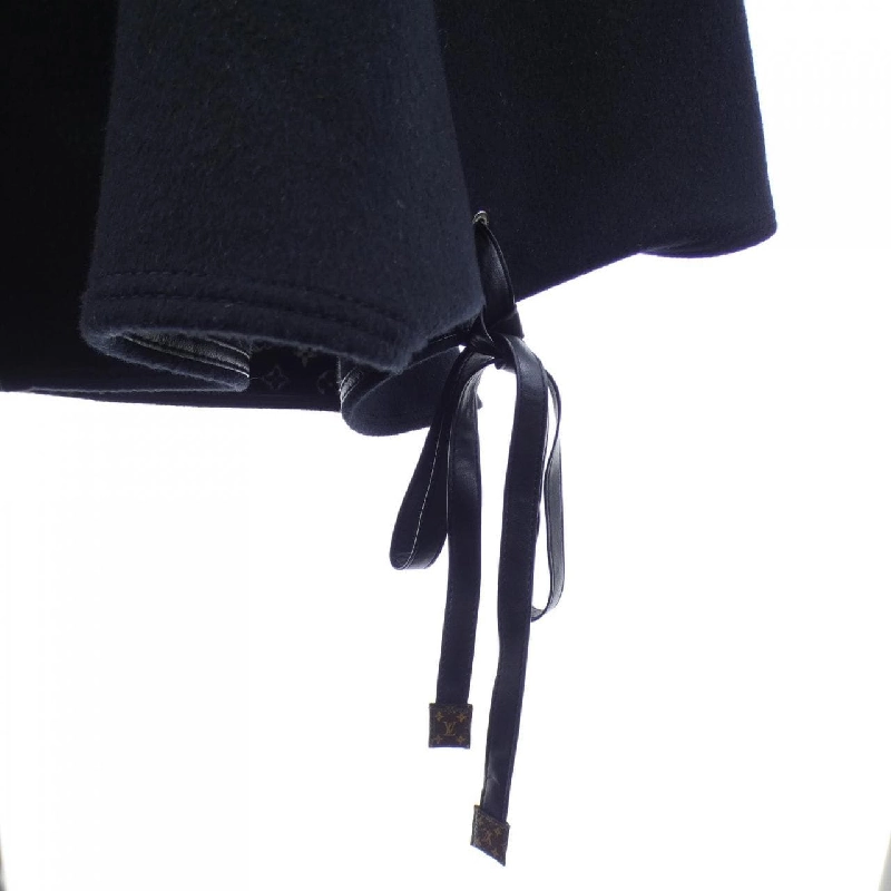 Áo choàng có mũ LOUIS VUITTON FICO17QWE - Hàng hiệu Chính hãng 816385