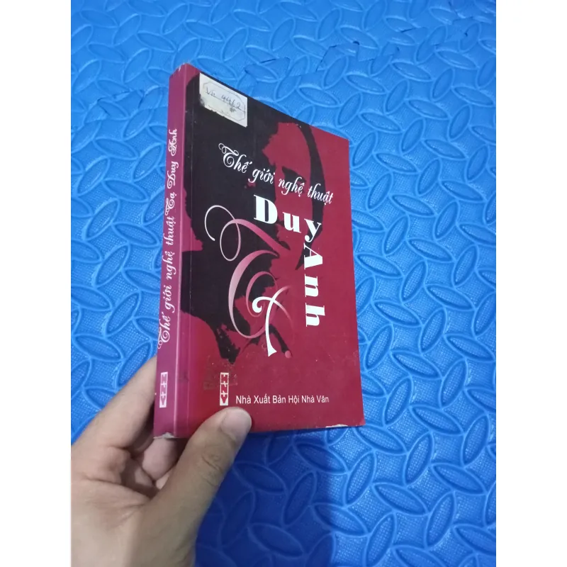 Thế giới nghệ thuật Tạ Duy Anh 1010197