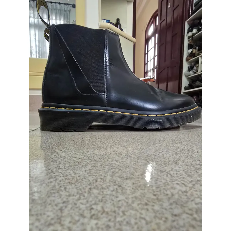 Giày Dr. Martens Bianca.
Màu đen.
Size 5UK - 38. Made in Thailand. Tình trang sử dụng tốt. 1031353