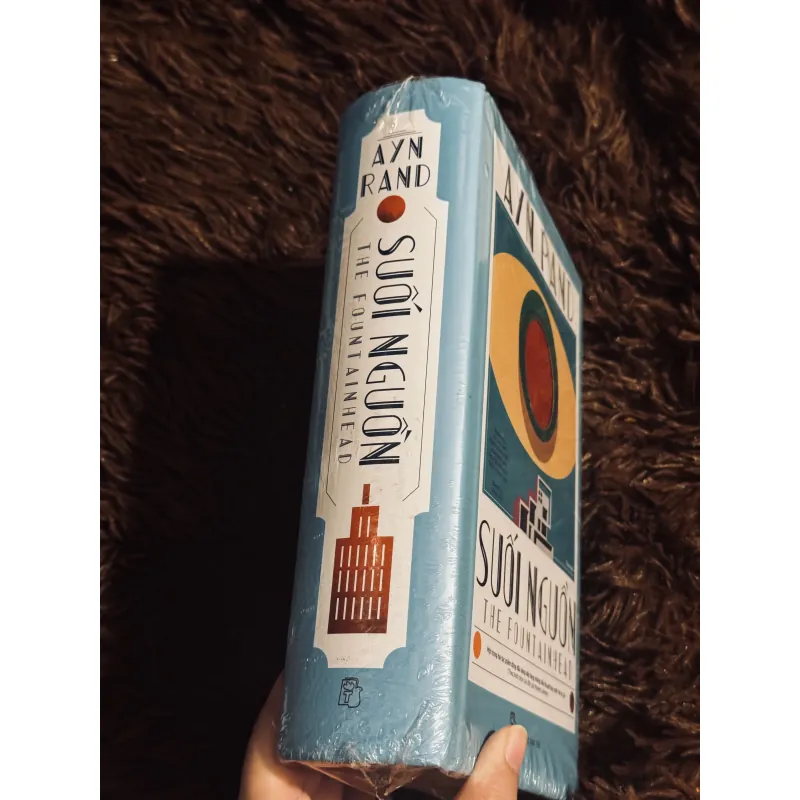 Suối nguồn (Bìa cứng, seal) 933909