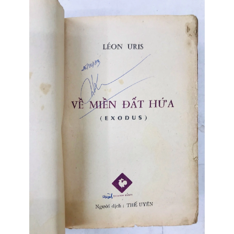 Về miền đất hứa - Léon Uris 129250