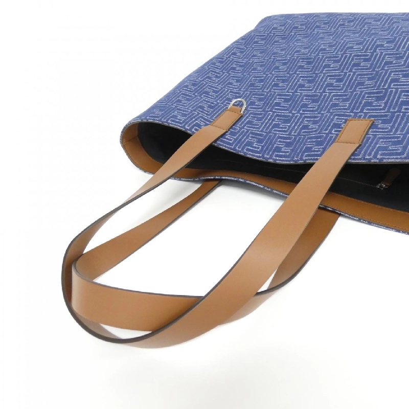 【Sản phẩm mới】Túi Fendi 7VA657 AUGO 617706