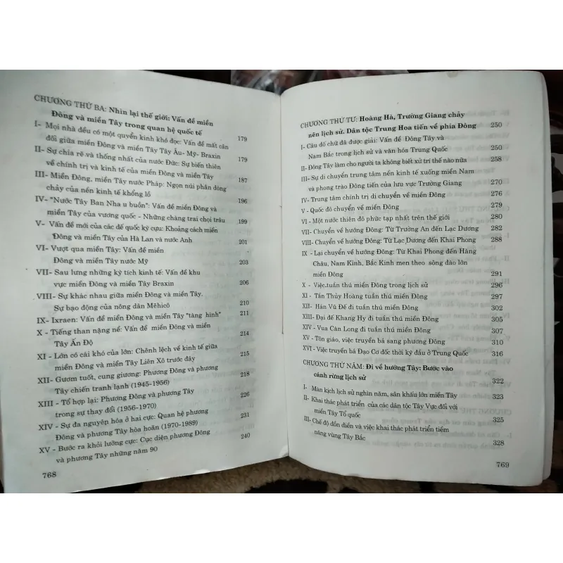 Trung Quốc trên bàn cân 926307