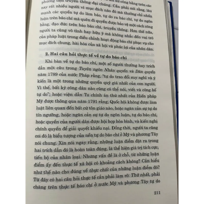 Báo chí, truyền thông hiện đại - Thực tiễn, vấn đề, nhận định 1023811