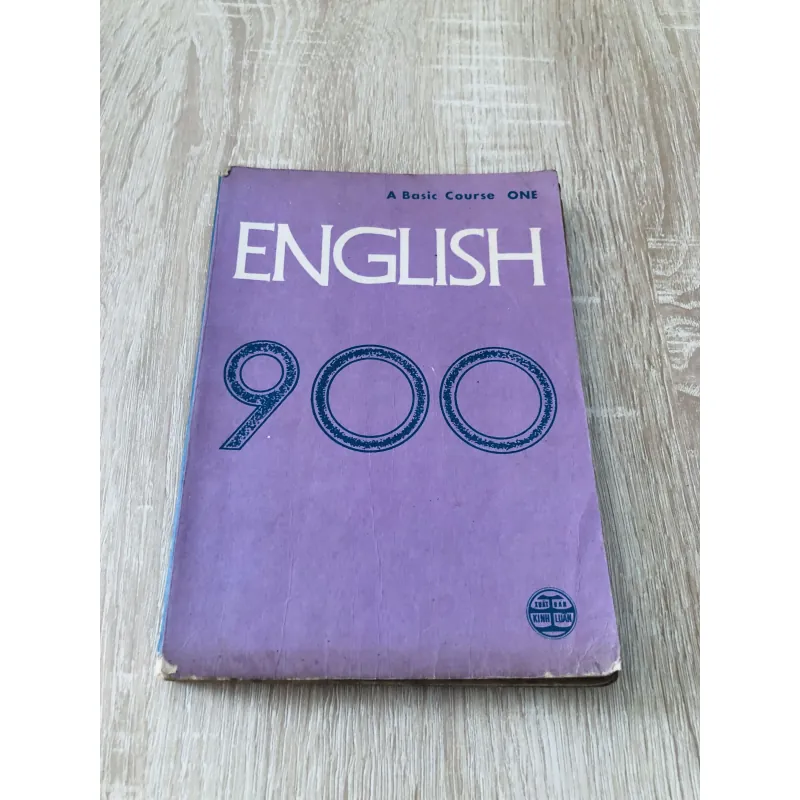 ENGLISH 900 ( A basic course One) 1011172