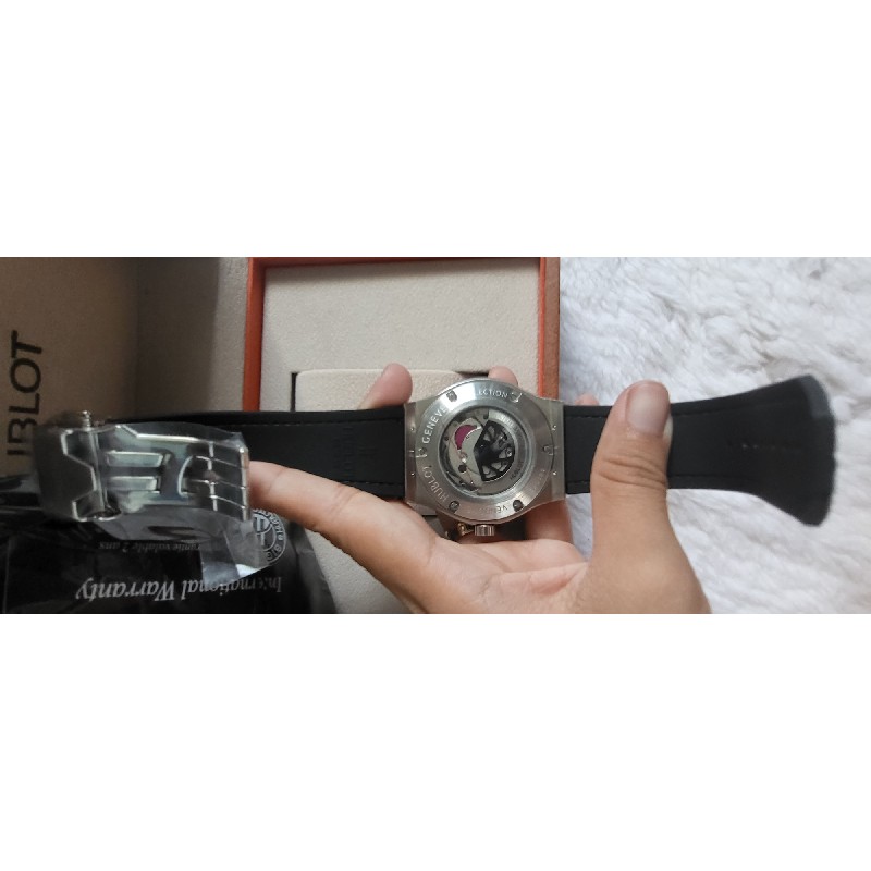 Đồng hồ Hublot 9352