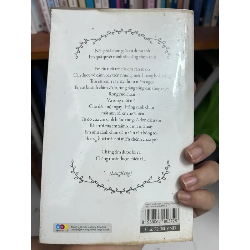Người ta dễ buồn vì những điều đã cũ 792011
