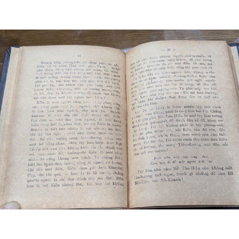 Truyên thuý kiều - Bùi Kỷ - Trần Trọng Kim ( sách đóng bìa mất bìa gốc  bản in trước 1945 ) 528615