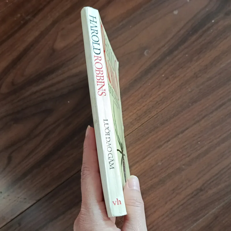 Lưỡi dao găm 757478