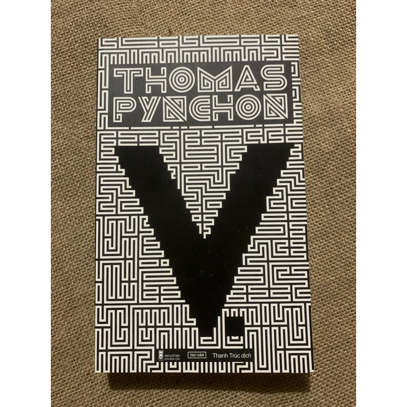 V - Tiểu thuyết của Thomas Pynchon  155259