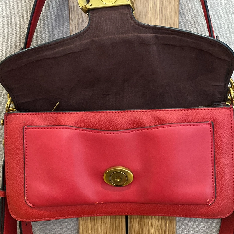 Túi Coach dòng Tabby đỏ (đeo vai, đeo chéo) 525517
