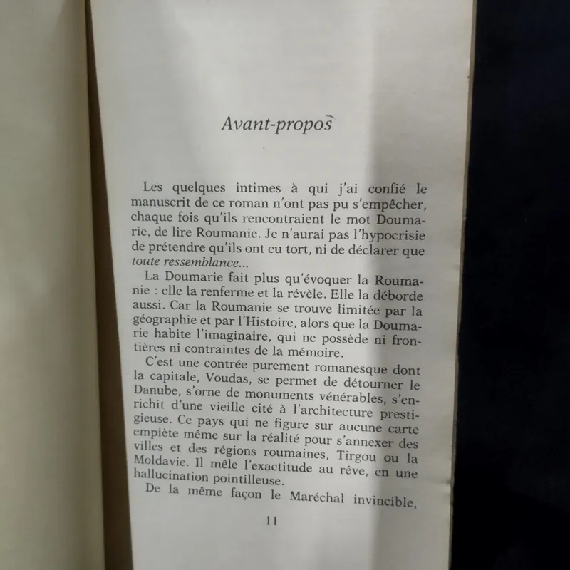 cuốn tiểu thuyết "Mort d'un poète" (Cái chết của một nhà thơ) của Michel del Castillo. 563788