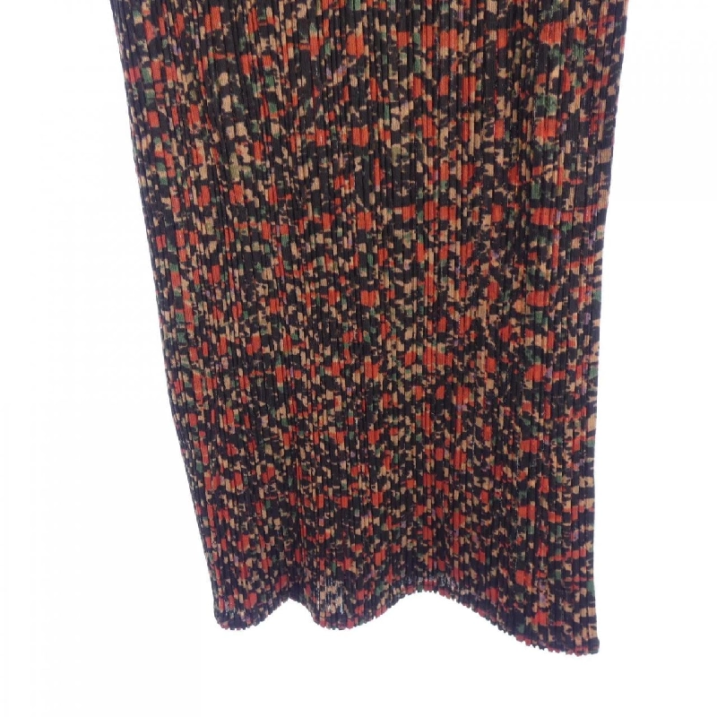 Quần PLEATS PLEASE - Hàng hiệu Authentic 825524