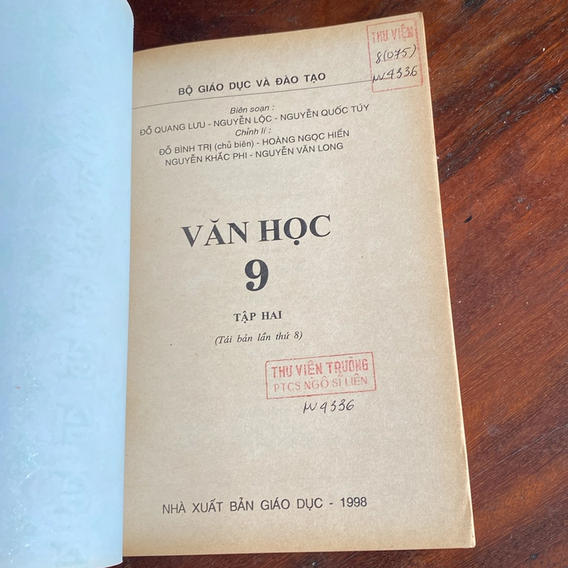 Combo VĂN HỌC 9 (TẬP MỘT + TẬP HAI) 474345