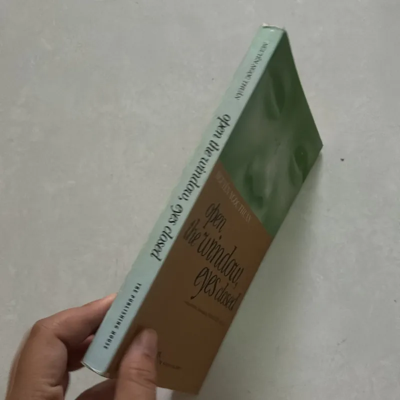 Open the window, eyes closed - Nguyễn Ngọc Thuần (t01) 750628