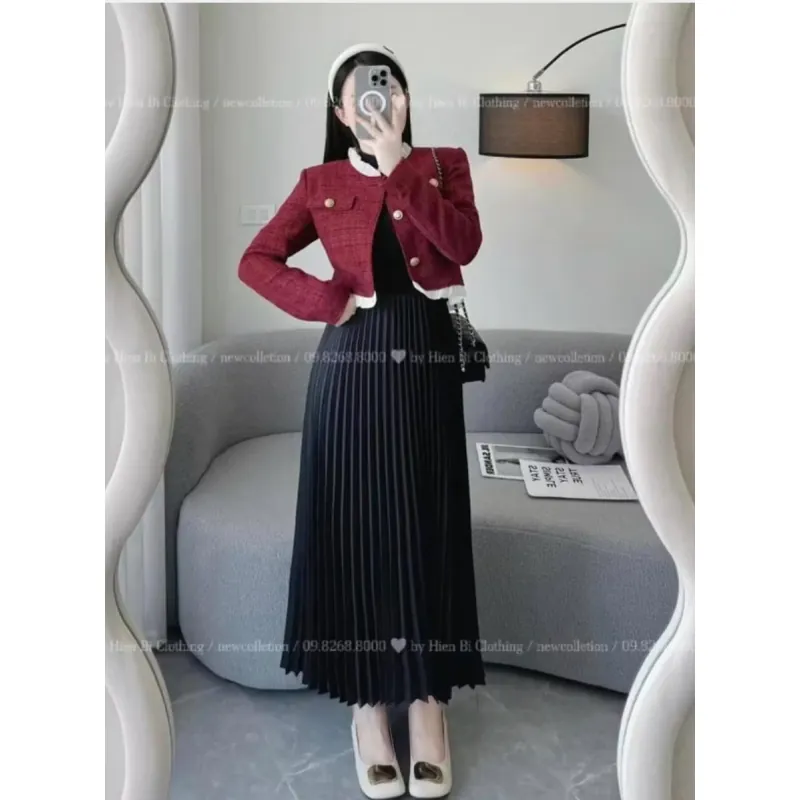 Đầm nữ cổ điển nhẹ nhàng phối túi xách hợp đi chơi, dạo phố 792589