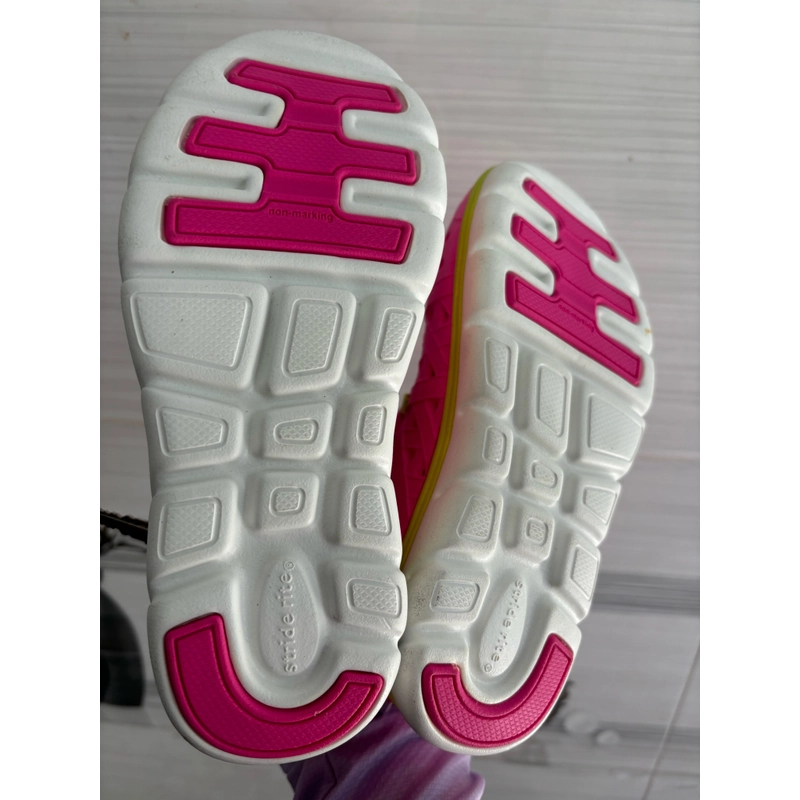 Giày nhựa m2p phibian Mỹ 445567