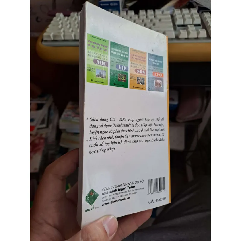 Sổ tay đàm thoại tiếng Nhật trong tình huống khẩn cấp - Sato Toyoda HỌC NGOẠI NGỮ HCM.TN1008 577256