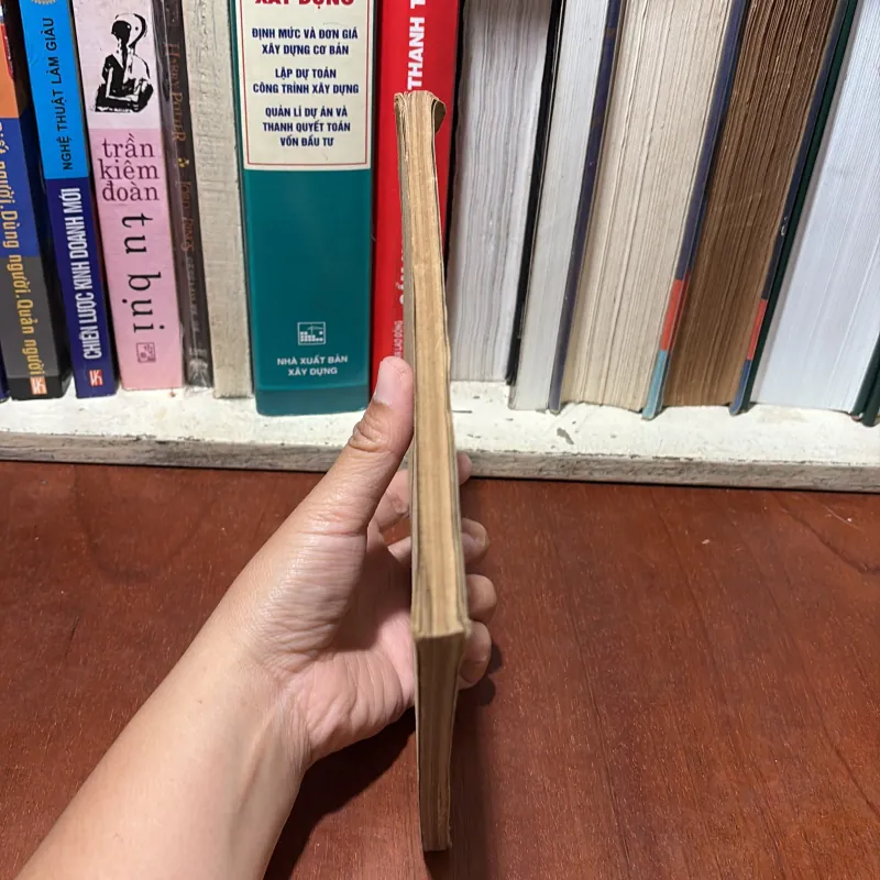 II Sách Khoa Học: Định Luật Vĩ Đại - 1984 755432