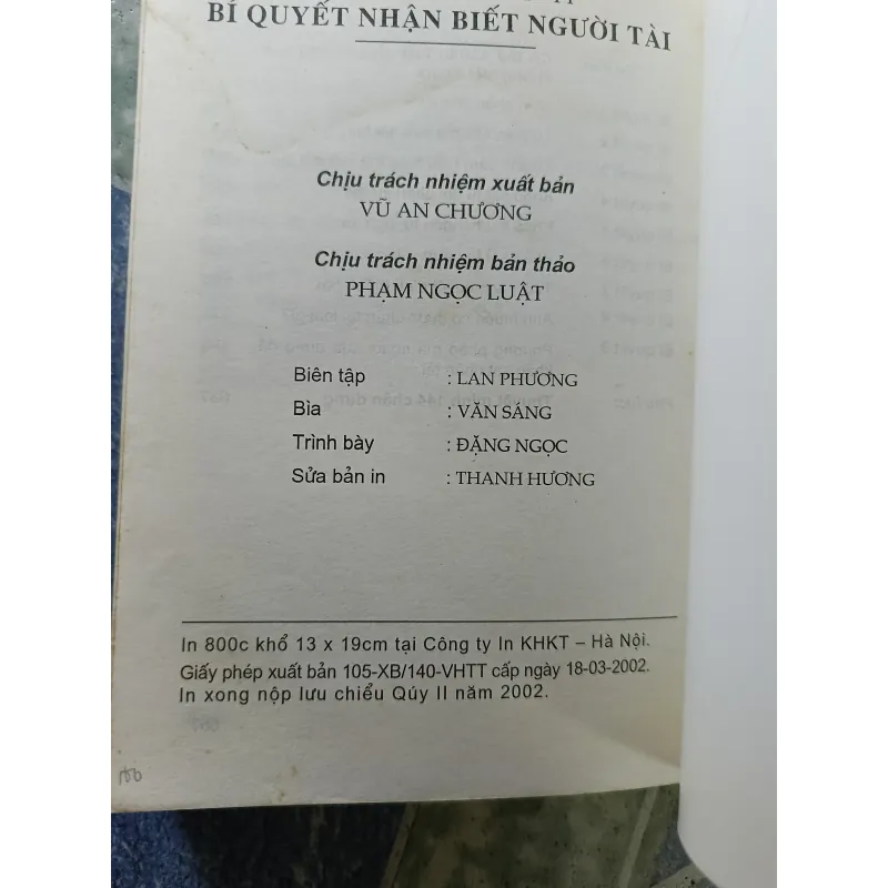 Bí quyết nhật biết người tài - Long Tử Dân 932114