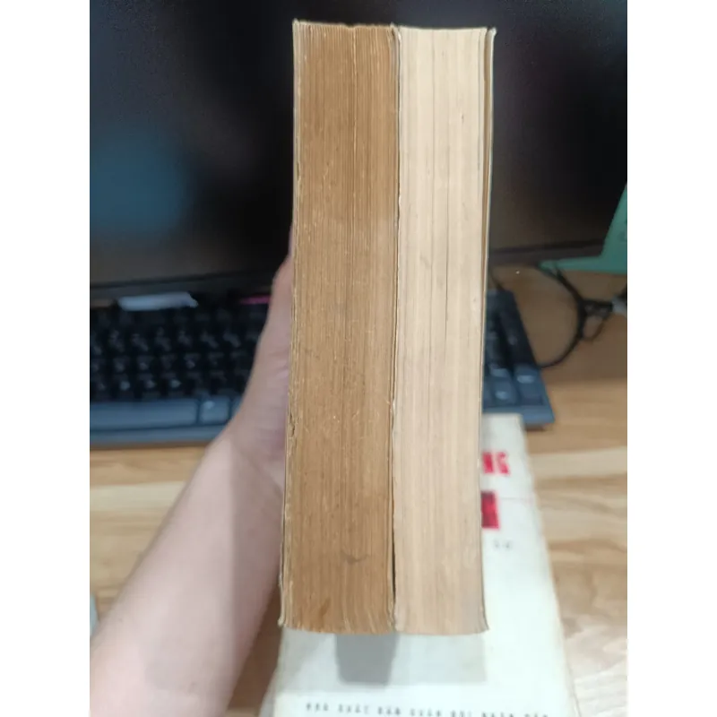 2 cuốn chiến tranh giải phóng dân tộc và chiến tranh giữ nước - đại tướng Võ Nguyên Giáp  790653