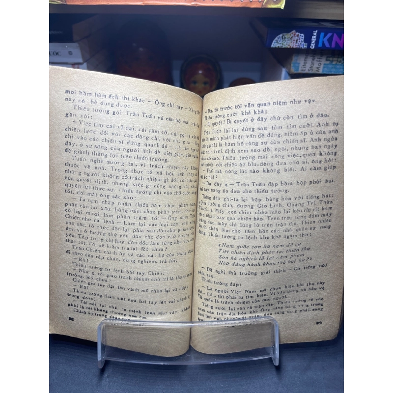 Người qua vùng nắng 1986 mới 60% ố vàng rách gáy Nguyễn Chu Phác HPB0906 SÁCH VĂN HỌC 914956