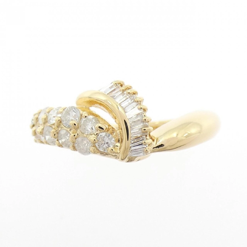 Nhẫn kim cương K18YG 0.81CT 667674