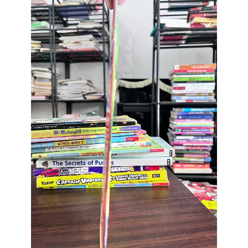 Cười - Ngụ Ngôn Thời @: Tấm Ván Trượt Siêu Tốc - Trần Dũng (tranh bìa) 936202