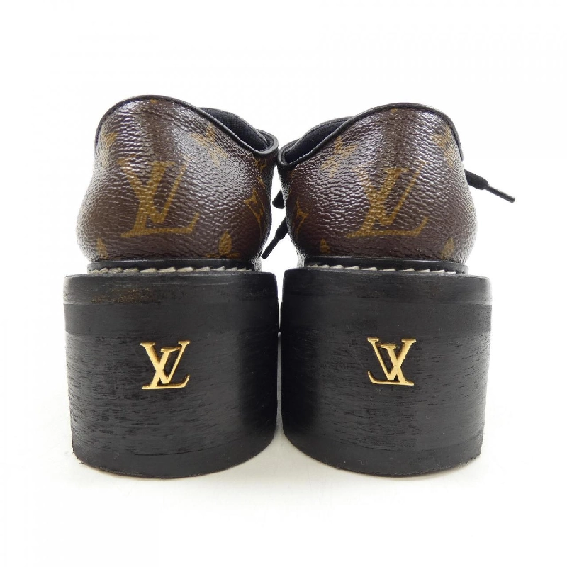 Giày LOUIS VUITTON - Hàng hiệu Authentic 831467