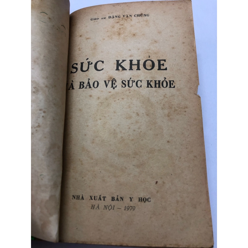 SỨC KHỎE VÀ BẢO VỆ SỨC KHỎE - 287 TRANG, NXB: 1979 290125