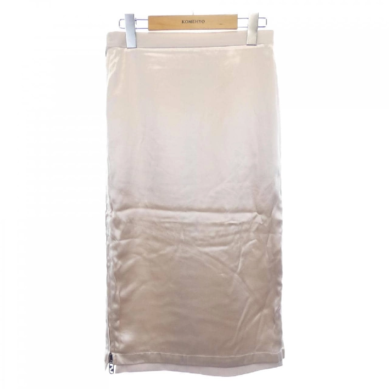 Váy FENDI FQ7451 ANQ4 647247