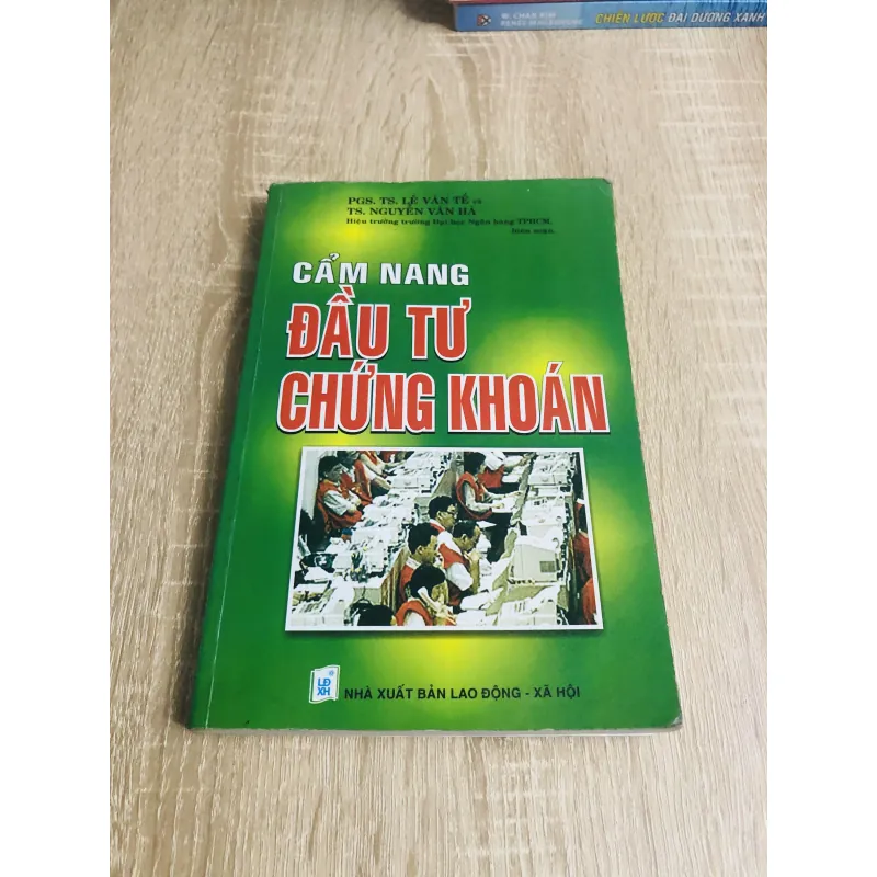 CẨM NANG ĐẦU TƯ CHỨNG KHOÁN  1022300