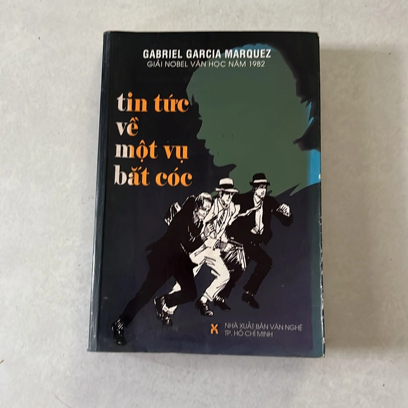 Tin tức về một vụ bắt cóc - Gabriel Garcia Marquez - 2001s 506705