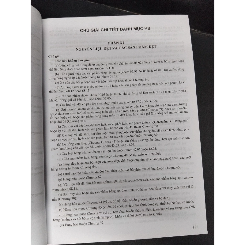 Chú giải chi tiết danh mục mã HS 2018 tập 2 mới 90% bẩn nhẹ HCM2606 Nguyên Châu GIÁO TRÌNH, CHUYÊN MÔN 915961