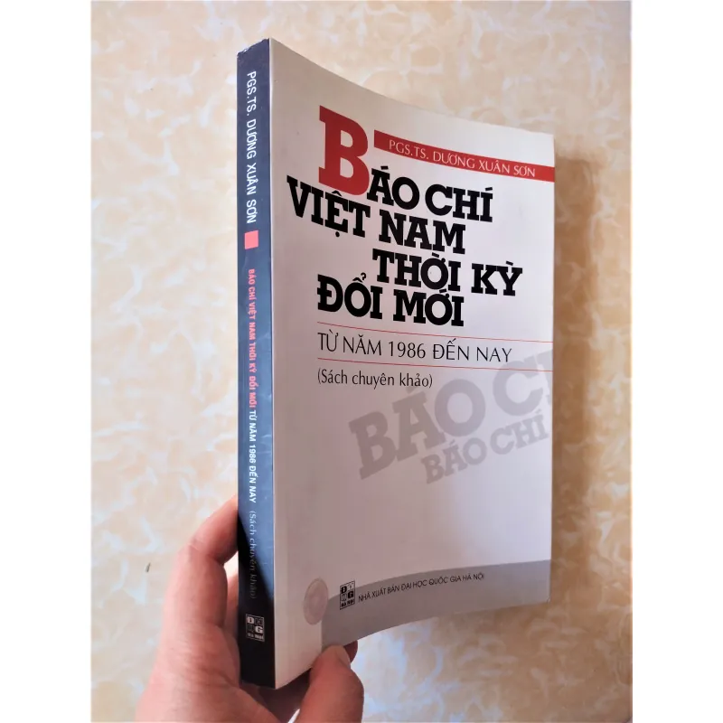 Sách: Báo chí Việt Nam thời kì đổi mới - Tác giả: PGS TS Dương Xuân Sơn 712292