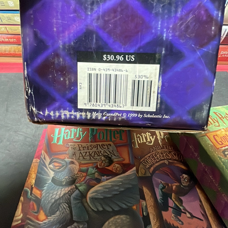 Boxset harry potter bộ 4 cuốn scholastic 299804