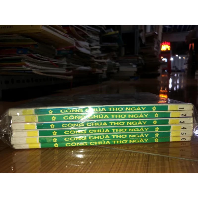 Công chúa thơ ngây  780172