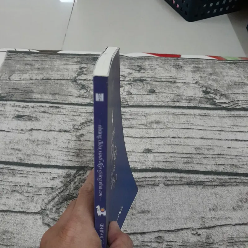 Tản văn- Những điều xinh đẹp giống như em. Tác giả Kim Jiyoung. Mintbooks 704340