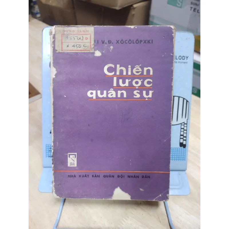 Sách: Chiến lược quân sự - TG: Nguyên soái V.Đ Xô-cô-lốp-xki (A2) 934883