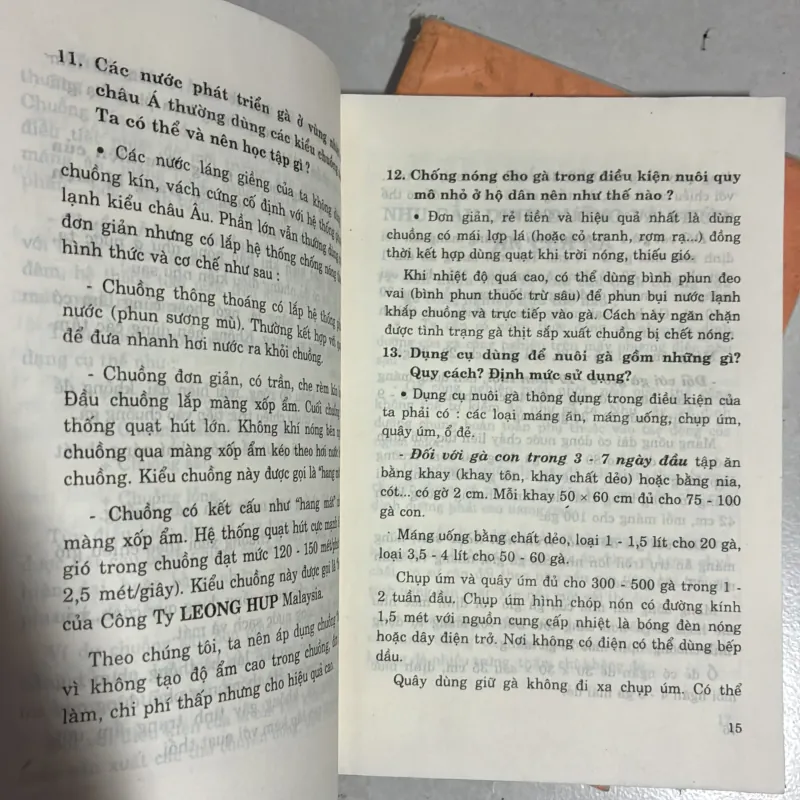 Kỹ thuật nuôi gà thả vườn/ gà công nghiệp (2 cuốn) 779124