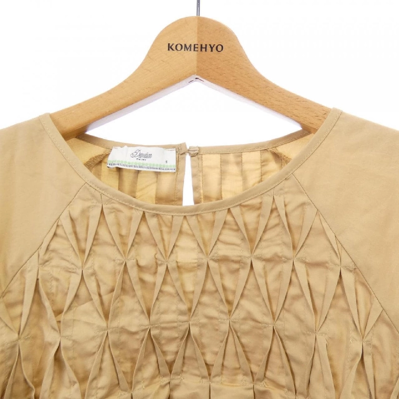 DEVOTION TWINS Top - Hàng hiệu Authentic 773780